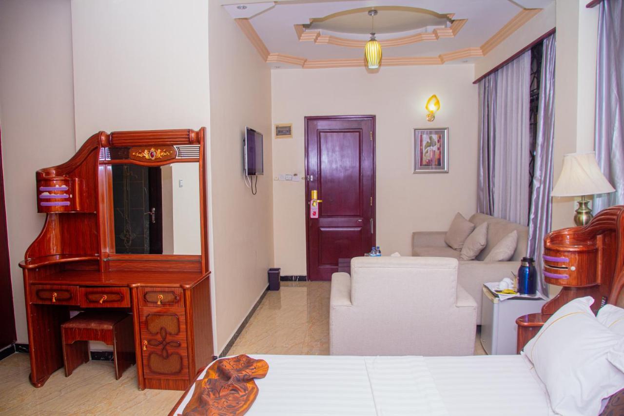 Star City Hotel Dar es Salaam Zewnętrze zdjęcie