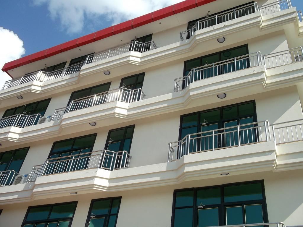 Star City Hotel Dar es Salaam Zewnętrze zdjęcie