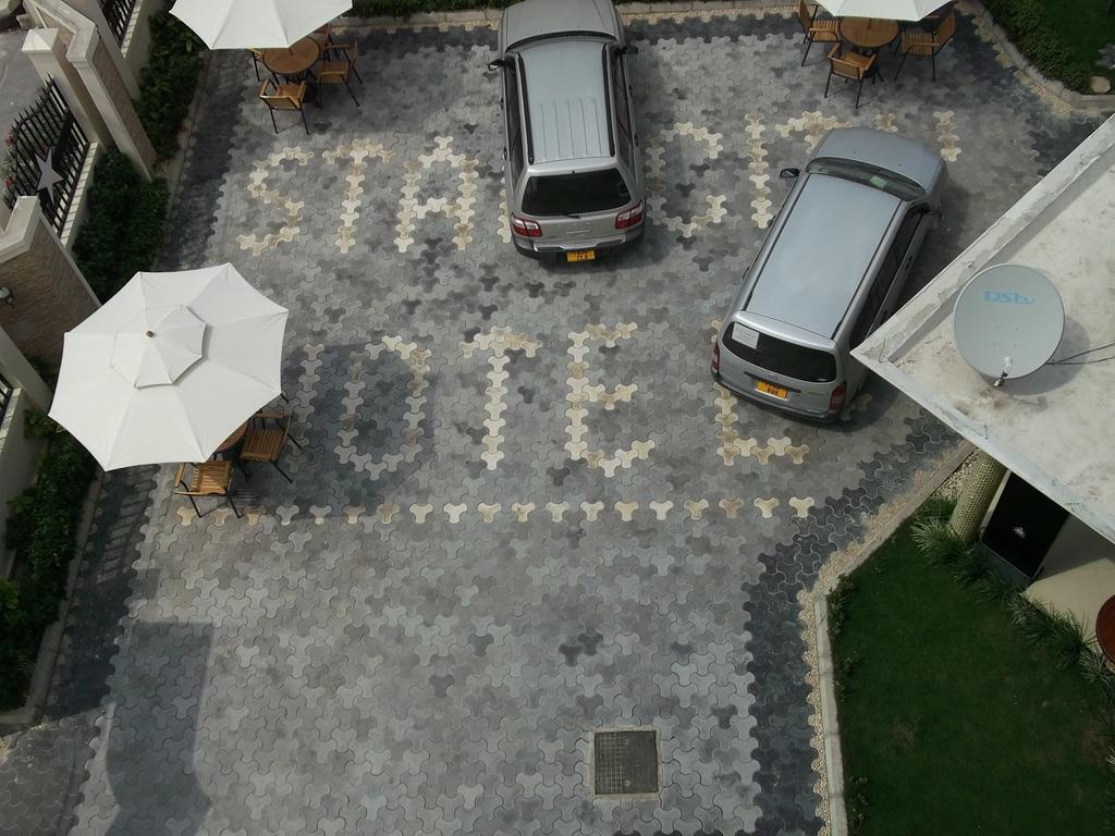 Star City Hotel Dar es Salaam Zewnętrze zdjęcie